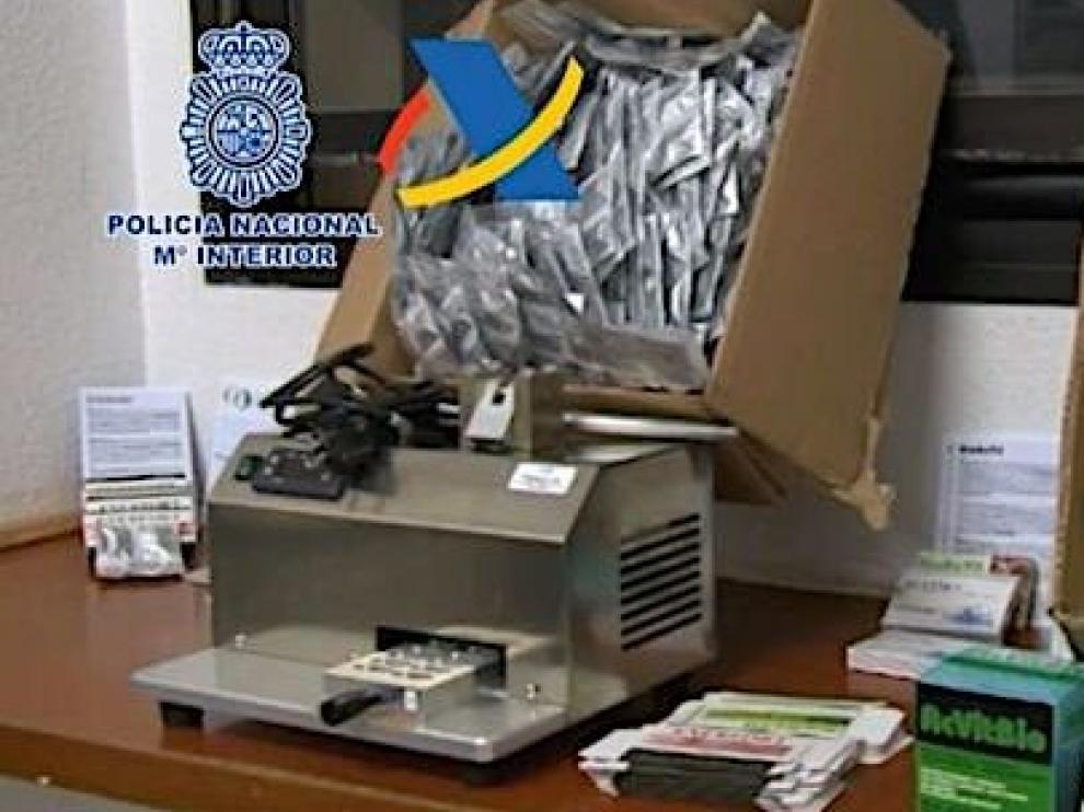 Cae una red que movía 400.000 dosis de complementos adulterados con fármacos