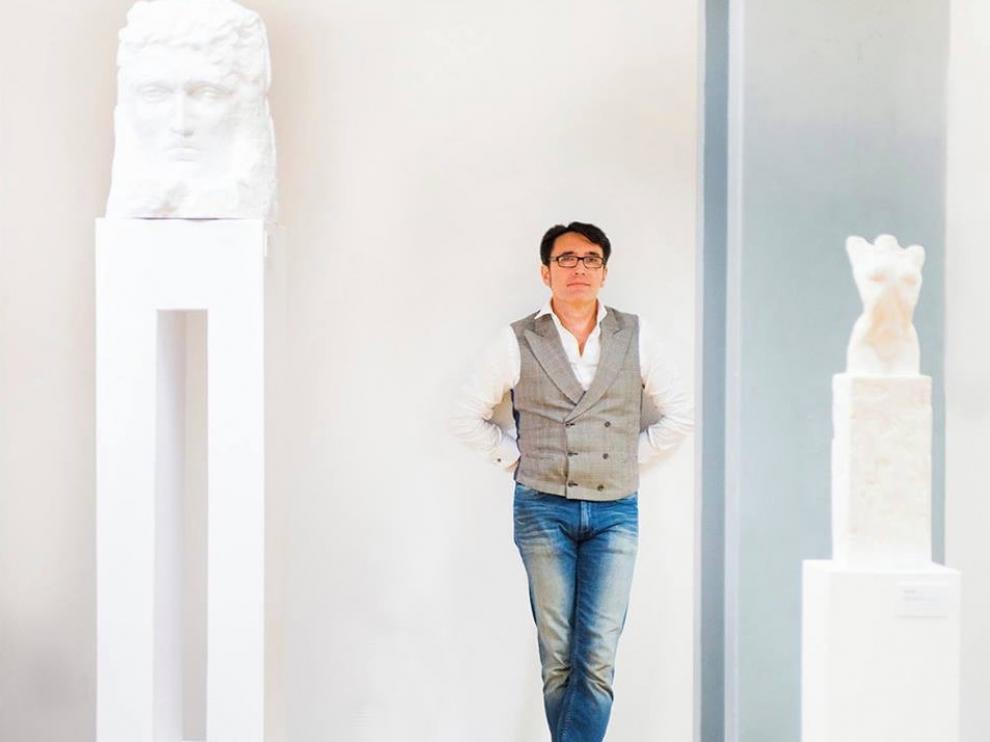 Ortiz Remacha reivindica la herencia de la Grecia clásica en una exposición