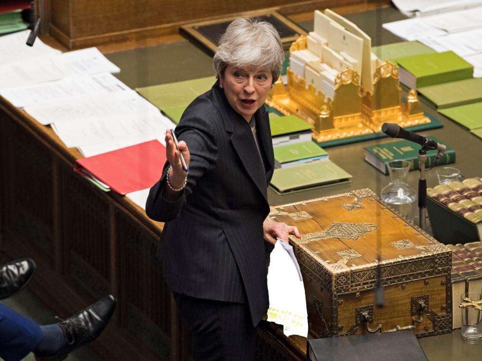 La UE retrasará el "brexit" solo si Londres logra aprobar al fin el acuerdo
