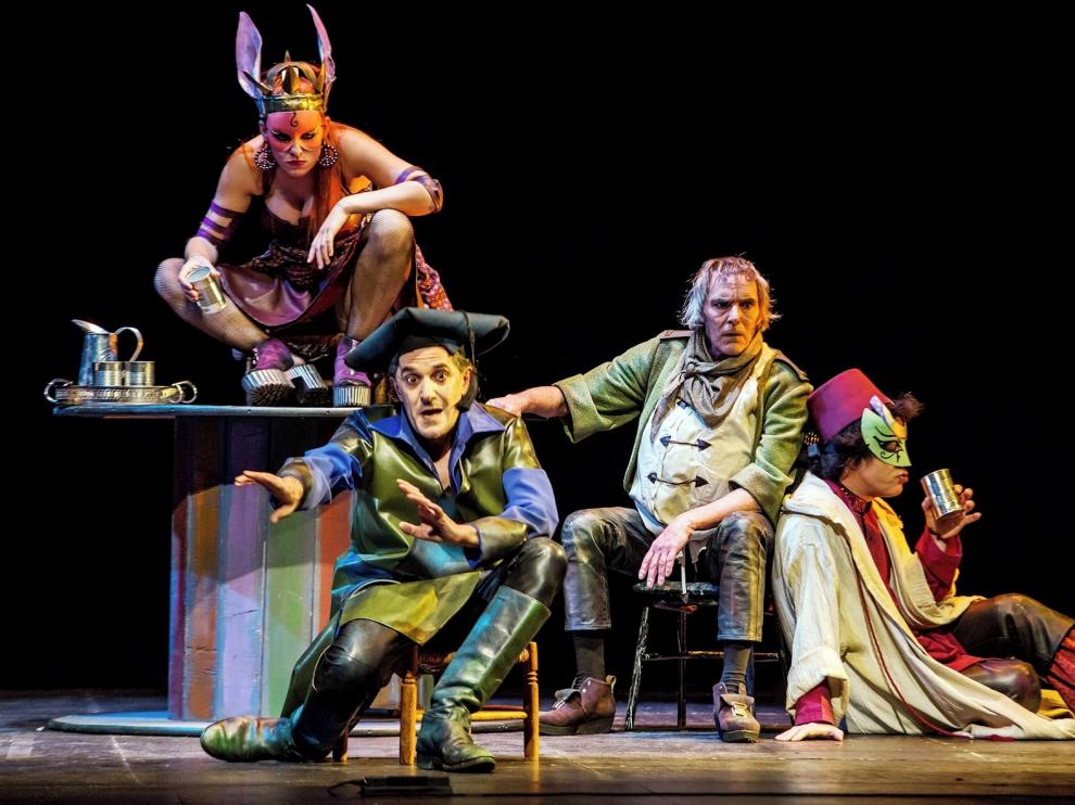 Sabiñánigo invita a leer a través del teatro, el humor y la poesía