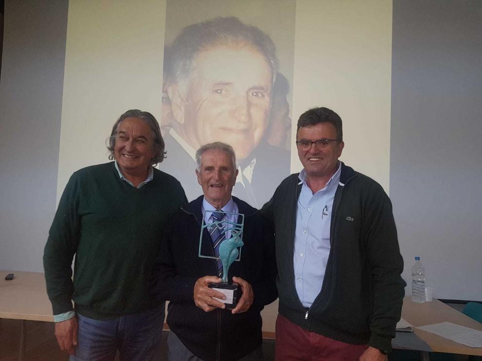 El pastor Antonio Aniés recoge el premio "La Huella de Chapu"