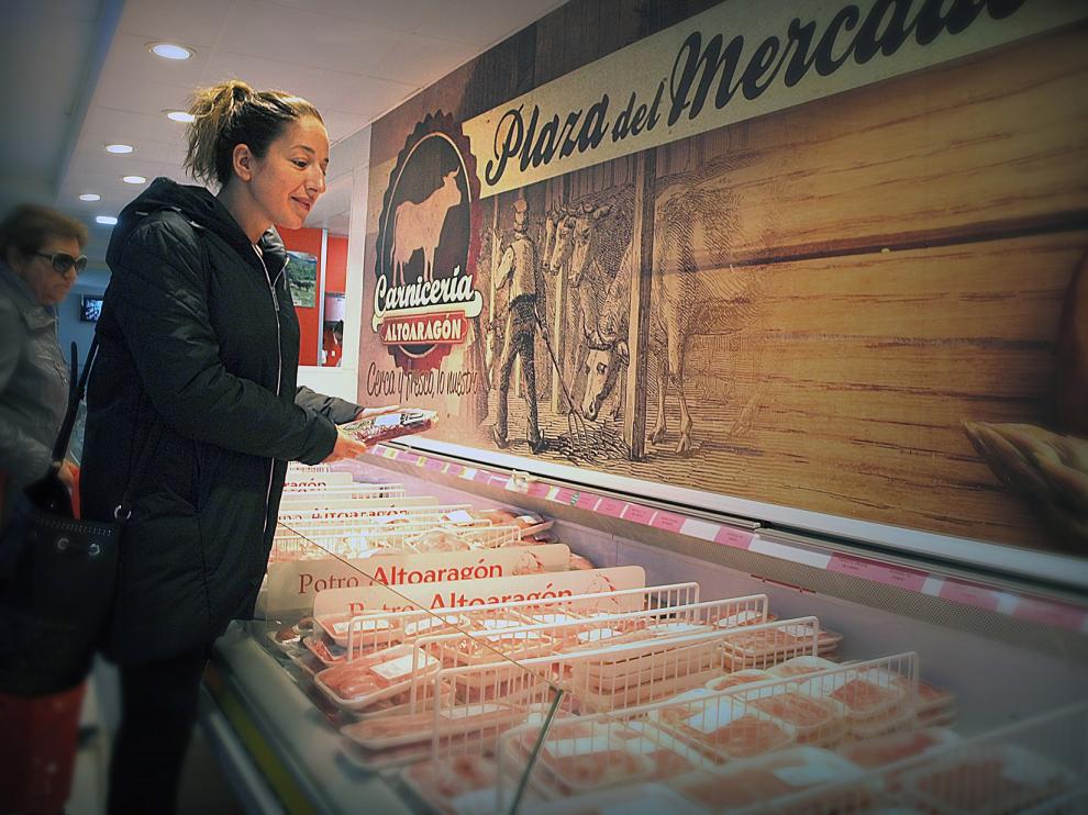 Supermercados Altoaragón reajusta los horarios de sus establecimientos por seguridad ante el coronavirus