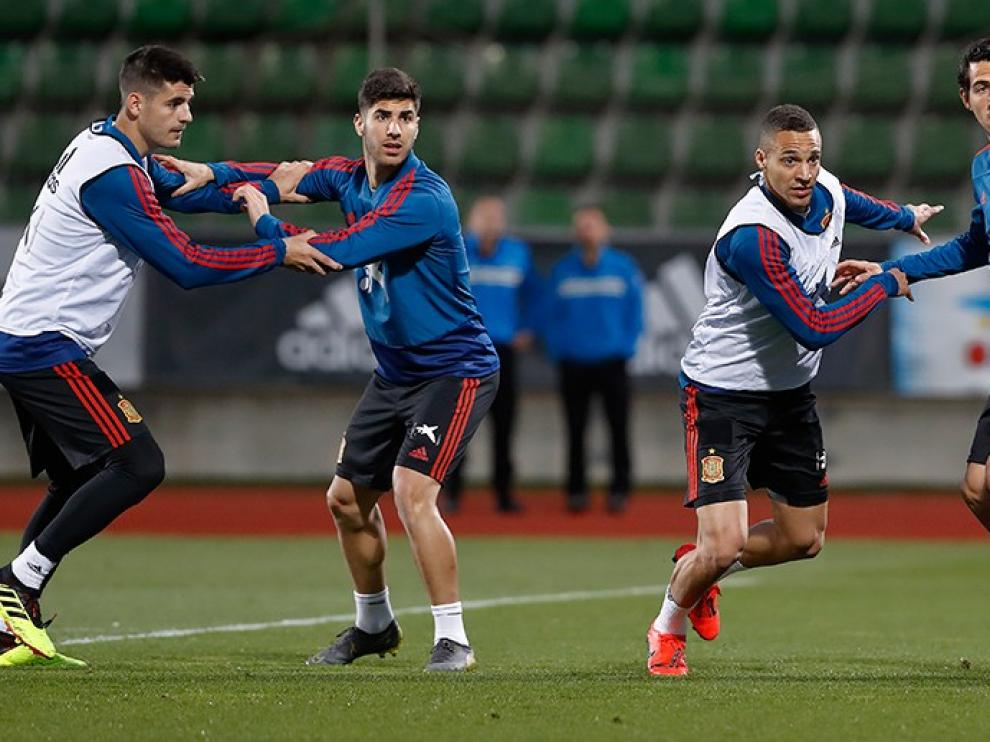 España inicia el camino a la Euro ante una Noruega al alza