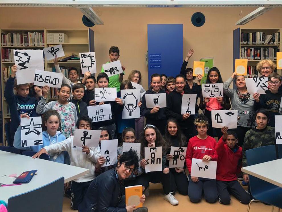 La Biblioteca Municipal de Sariñena se une a los actos del Día Mundial de la Poesía