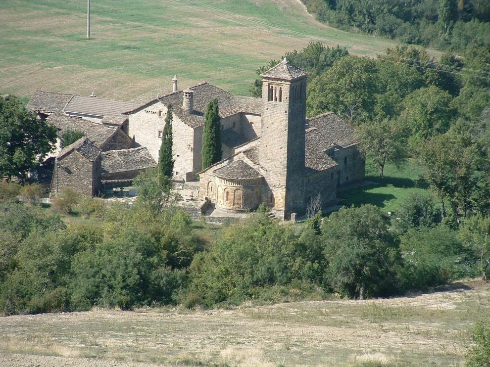 Lárrede, donde brotan las bellas iglesias del Serrablo