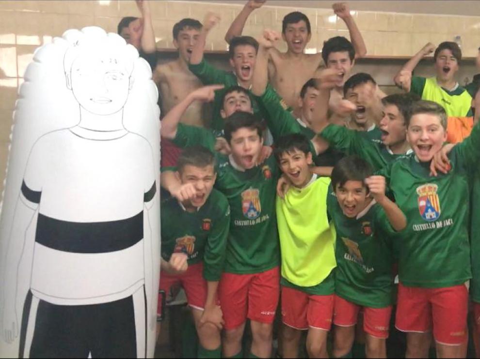 Histórico título del Jacetano infantil, que peleará por el ascenso
