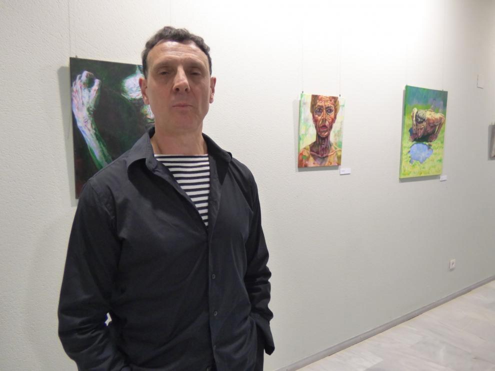 César Martín refleja sus "Tensiones" en Barbastro