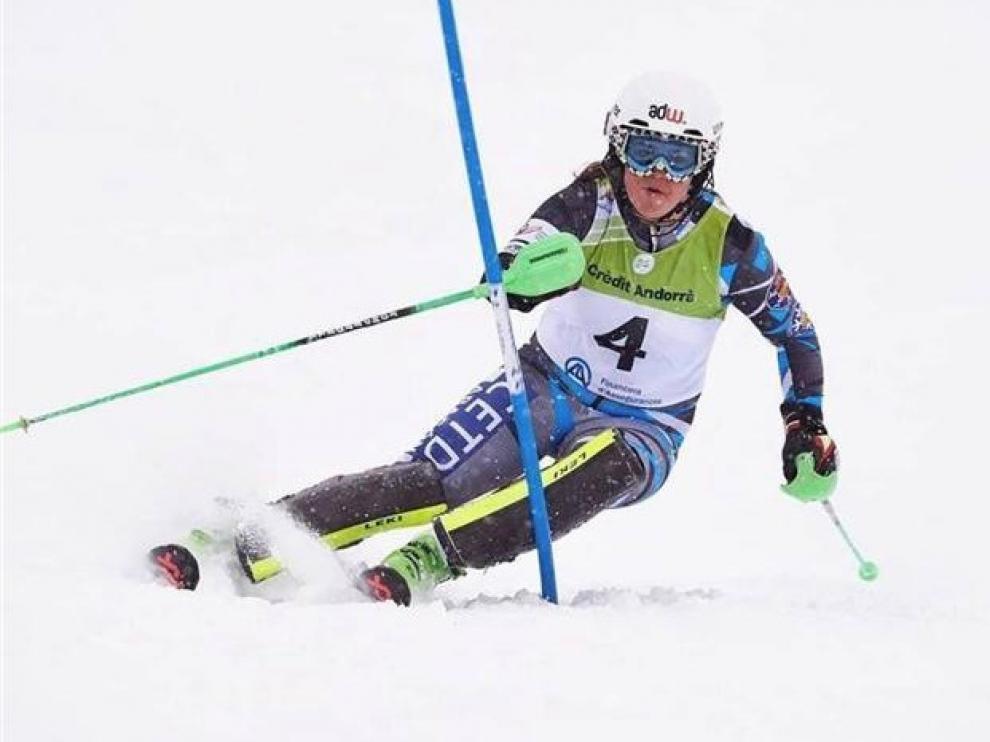 Sofía Gandarias logra plata en el Slalom Gigante del Nacional
