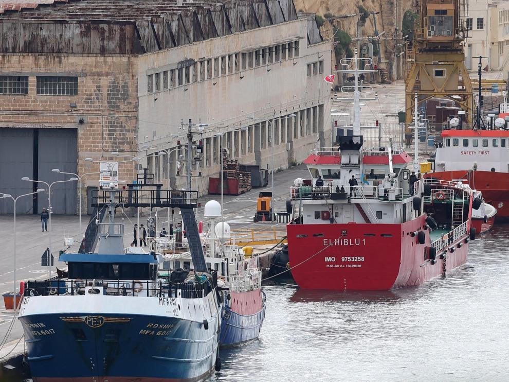 Fuerzas armadas de Malta toman en control de barco secuestrado por migrantes