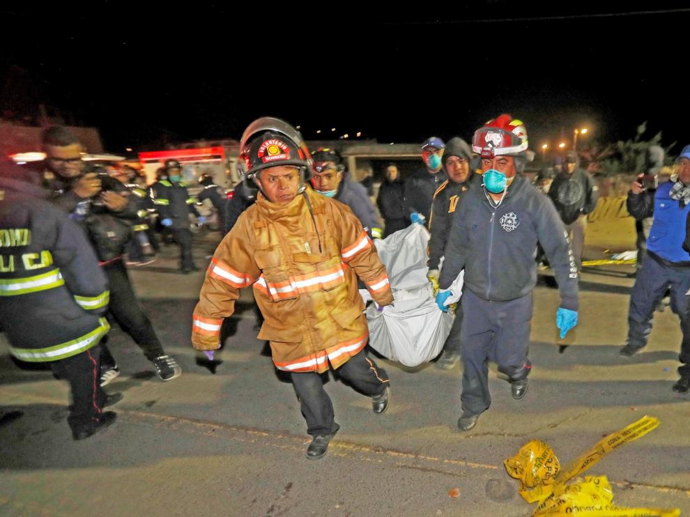 Al menos 30 muertos en Guatemala al ser atropellados por un vehículo pesado