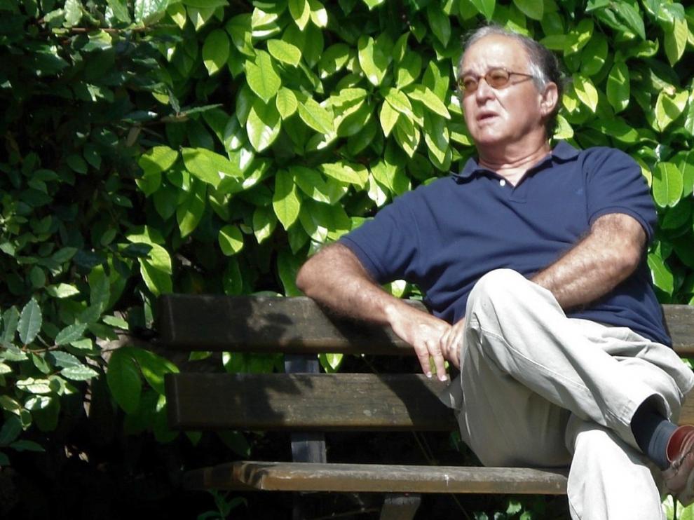 Manuel Garrido: "En el "espiello" veo la realidad, y el interior es el que te permite imaginar"