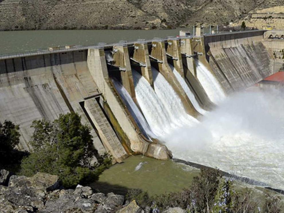 Aragón estudiará medidas legales contra el trasvase del Ebro
