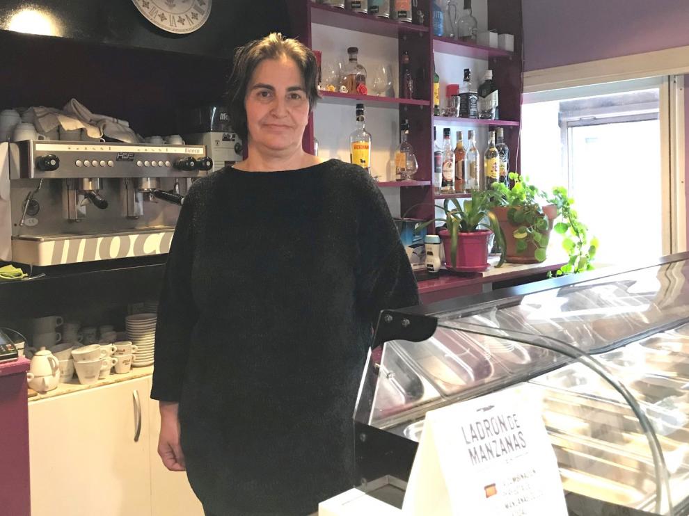 María José Eneri dejó la hostelería en Jaca tras 23 años para volver a Caldearenas