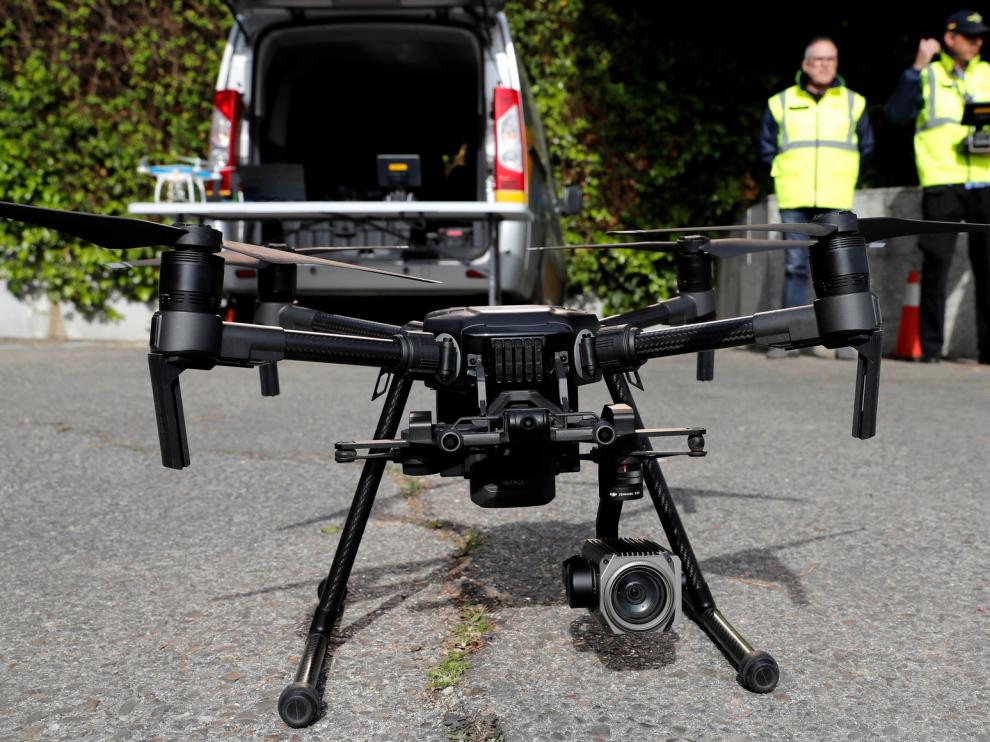 Así funcionan los drones de la DGT, los 'vigilantes' más discretos de la carretera