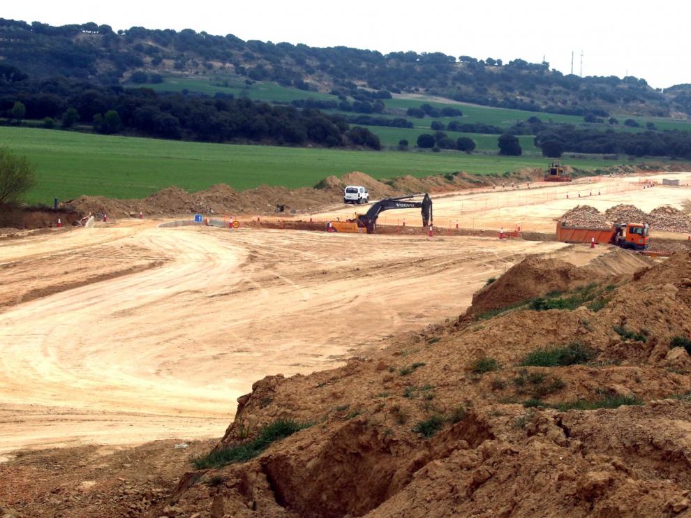 Las obras de la autovía A-22 se centran en tres kilómetros junto a Siétamo