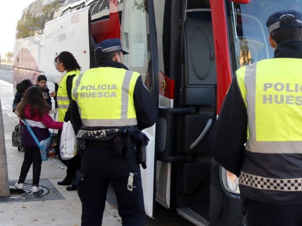 Nuevo paso para cubrir tres plazas de agente en la Policía Local