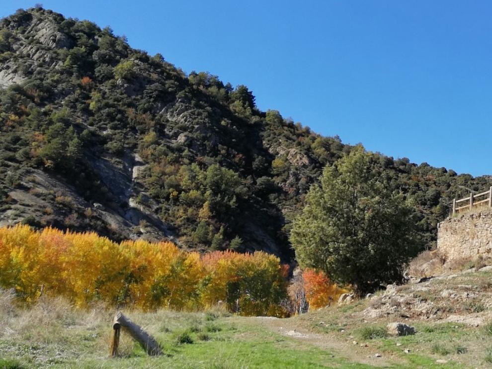 El Club de Montaña Javieres de Huesca recorrerá 14,5 kilómetros del GR1 en la Hoya