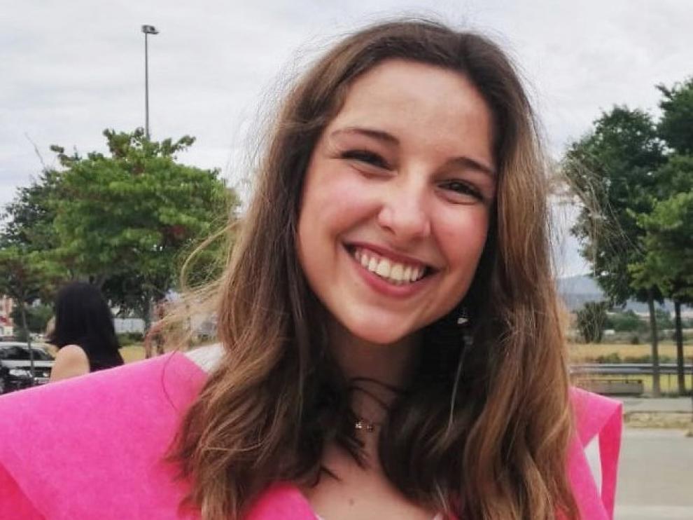 Elena Lahoz Miranda: "La cooperación permite llenar tu mochila de anécdotas y experiencias"