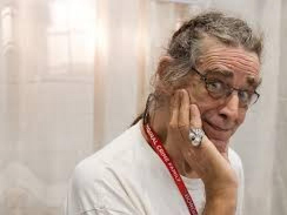 Peter Mayhew, que interpretó a Chewbacca en "Star Wars", muere a los 74 años