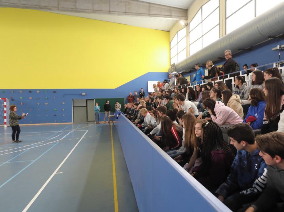 Sentido homenaje al profesor Javier Camarón en el IES Ramón y Cajal