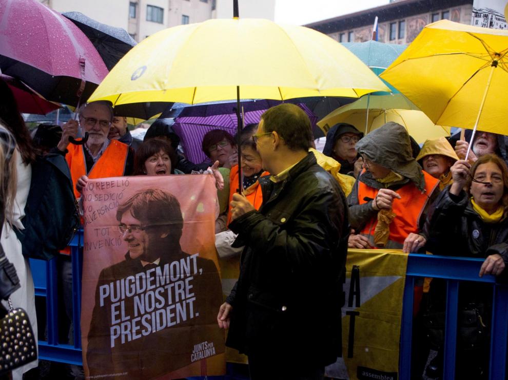 La Fiscalía avala la candidatura de Puigdemont a las elecciones europeas