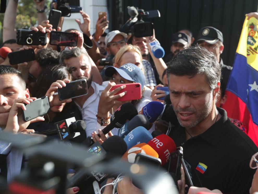 España protegerá a López pero limitará su acción política