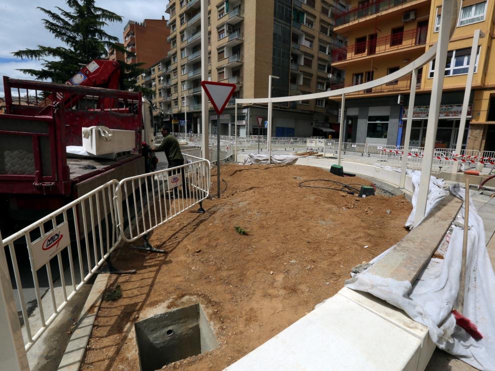 Trabajos de asfaltado del paseo Ramón y Cajal de Huesca este lunes