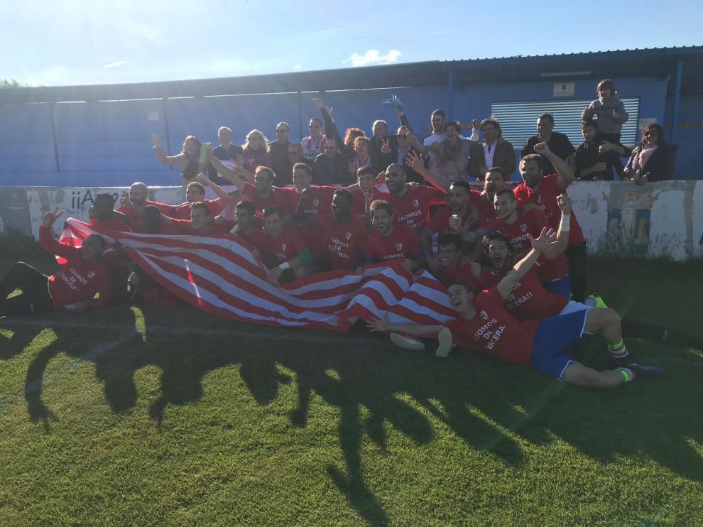 El Barbastro regresa a Tercera División