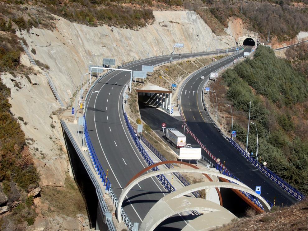 Circular por el puerto de Monrepós ya casi sin abandonar la autovía ya es una realidad