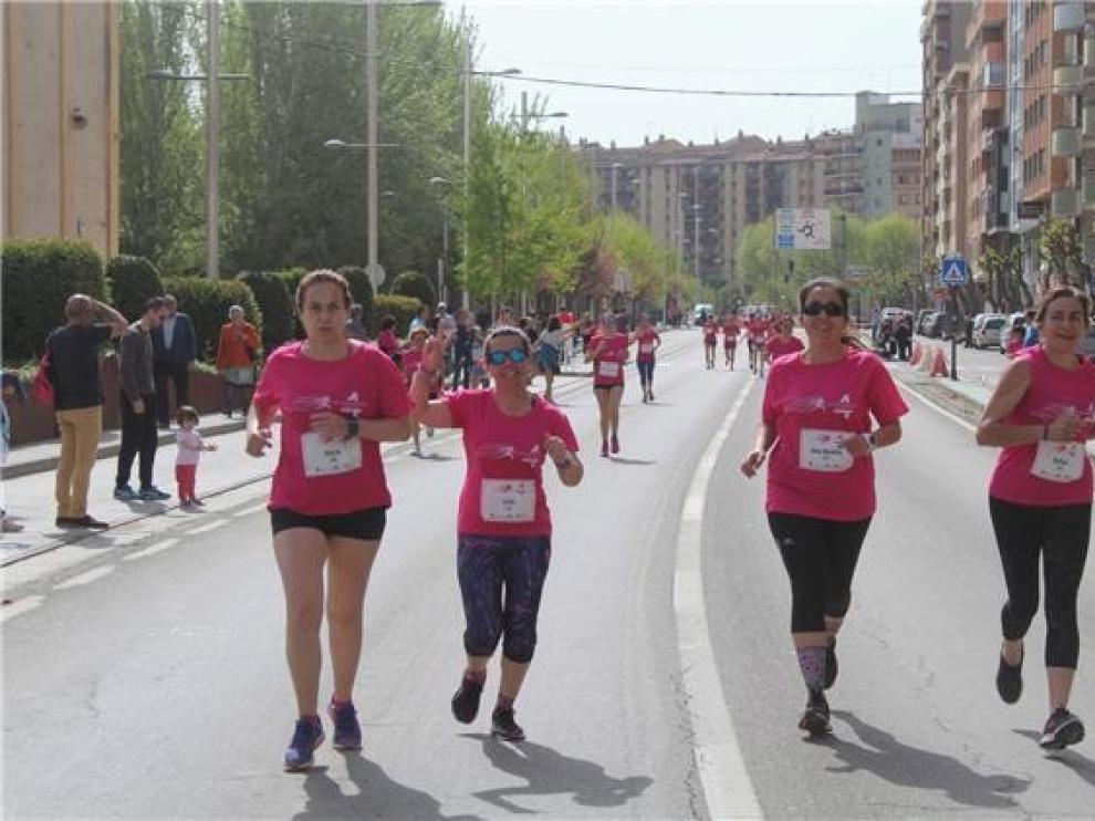 Más de 700 participantes en la Carrera de la Mujer de Monzón