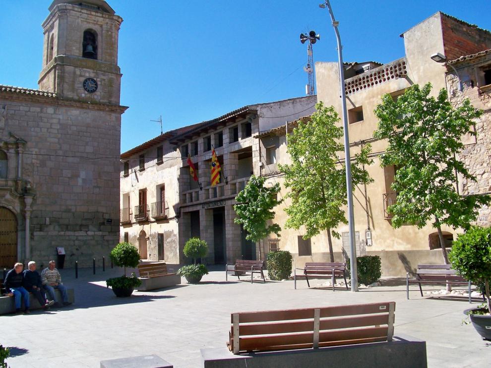 Velilla de Cinca: su ermita, sus fiestas, sus rutas y la fruta revelan un fértil dinamismo