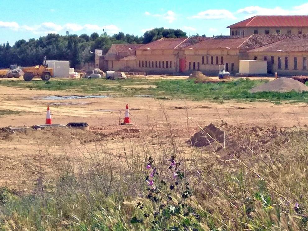 El barrio del Perpetuo Socorro de Huesca insiste en sus preguntas sobre el cuartel