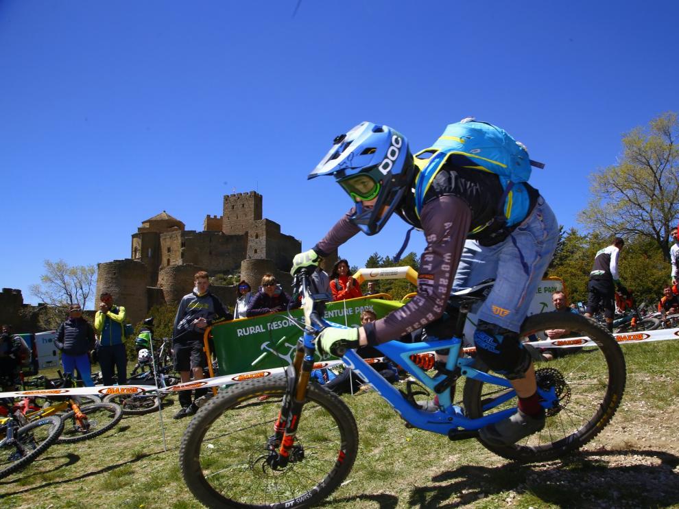 Uriarte y Angulo ganan el III Hoya Endurobike