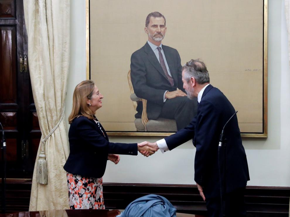 Ana Pastor ha sido la primera diputada en acreditarse