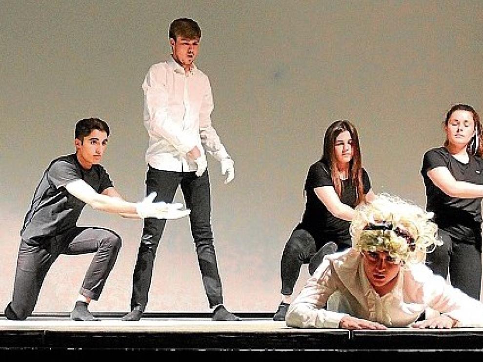 Una coreografía que condena la violencia en las prácticas deportivas gana en el Campus de Huesca
