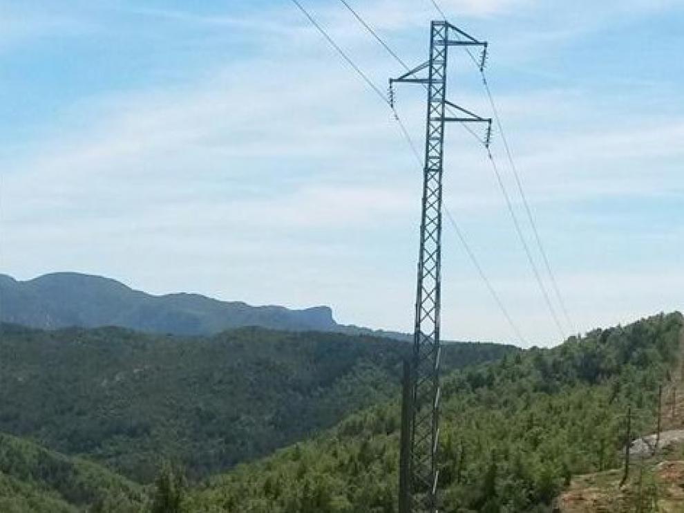 Endesa inicia la mejora de la red eléctrica entre Huesca Norte y Loarre