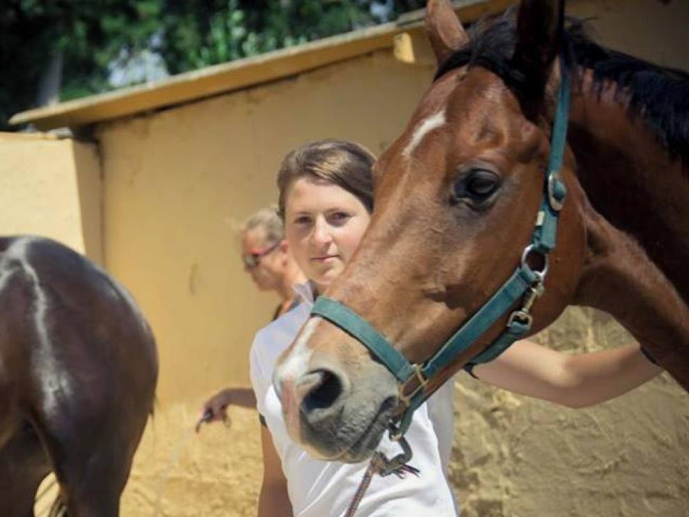 La obra de Carlota Sarvisé viaja del Pirineo a Alcalá de Henares