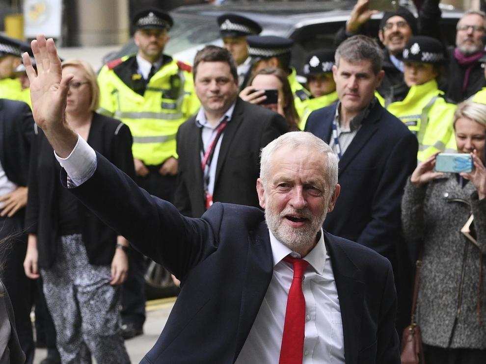 Corbyn no descarta un segundo referendo del "brexit"