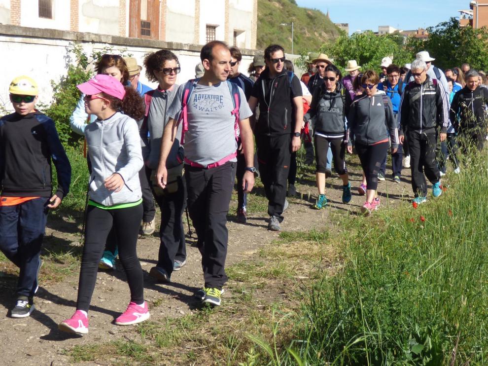 Unas 600 personas reivindican la vía verde Barbastro-Selgua