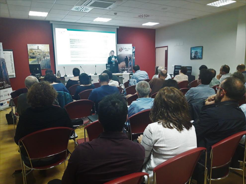 Ponentes franceses detallan en Barbastro experiencias utilizadas en su país para el desarrollo rural