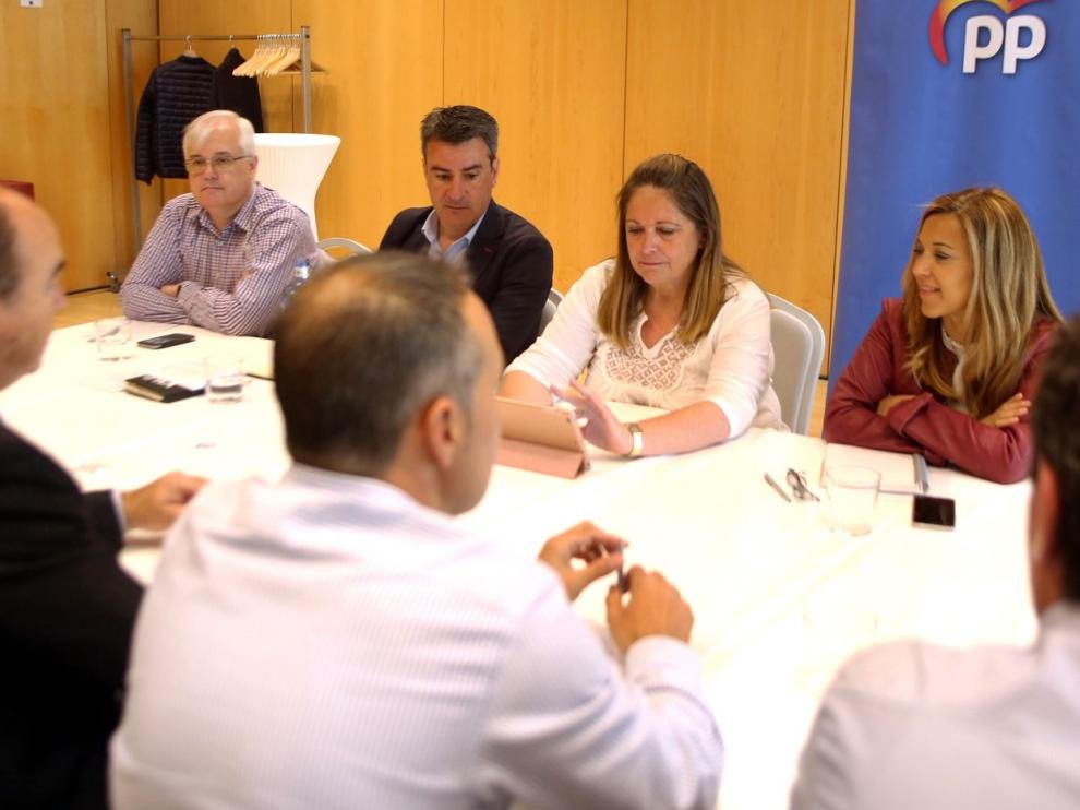 El PP defiende una reforma de la PAC que "hable español"