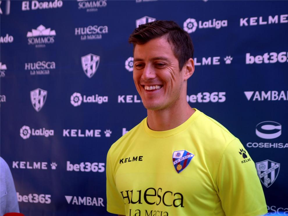 Mantovani: "El Huesca está creciendo y ojalá siga así y vaya mejor"