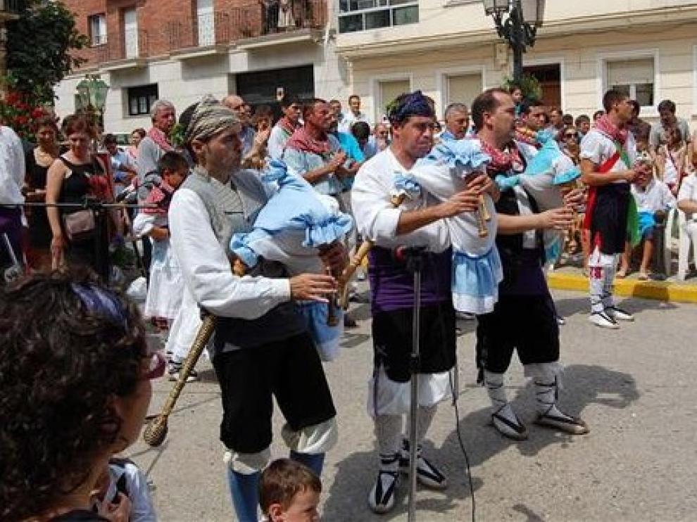 Sariñena organiza una jornada para ensalzar la gaita y el dance