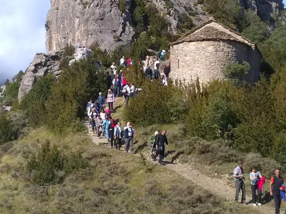 El Geoparque Mundial Unesco Sobrarbe-Pirineos organiza una 'Ruta por las ermitas de Tella, geología y patrimonio'
