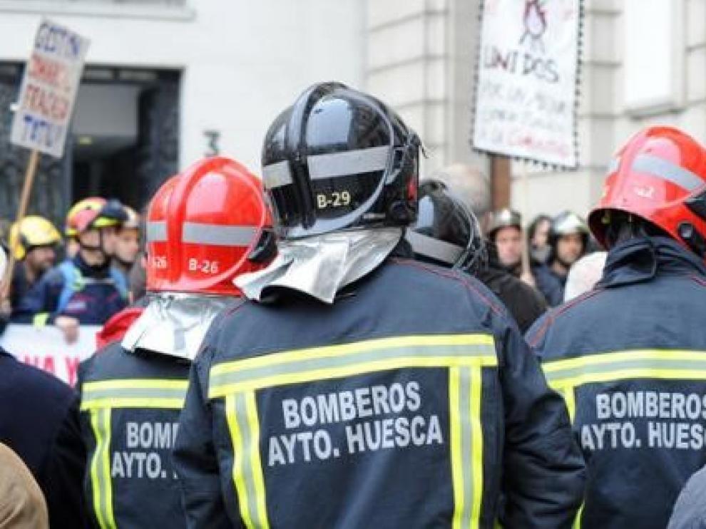 CGT apoya la manifestación contra la reserva de plazas de bombero para personal militar