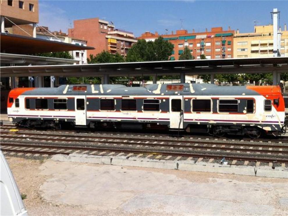 La línea de tren entre Ayerbe y Sabiñánigo, interrumpida por un problema en la vía