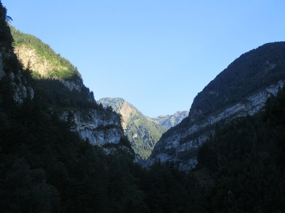 El Gobierno de Aragón recuperará el sendero antiguo de La Canal en Bielsa
