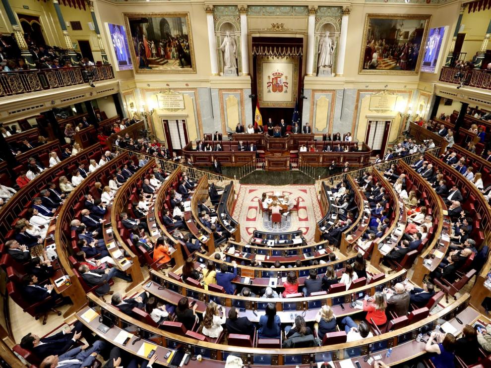 La XIII legislatura llega mañana a su fin tras una andadura fugaz