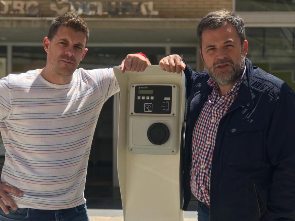 José Luis Cadena: "Si Ciudadanos gobierna, se instalarán puntos de recarga para vehículos eléctricos en Huesca"
