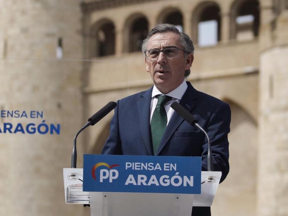 Beamonte dice que en Huesca "habrá que hablar un poco más si se van a plantear alternativas"
